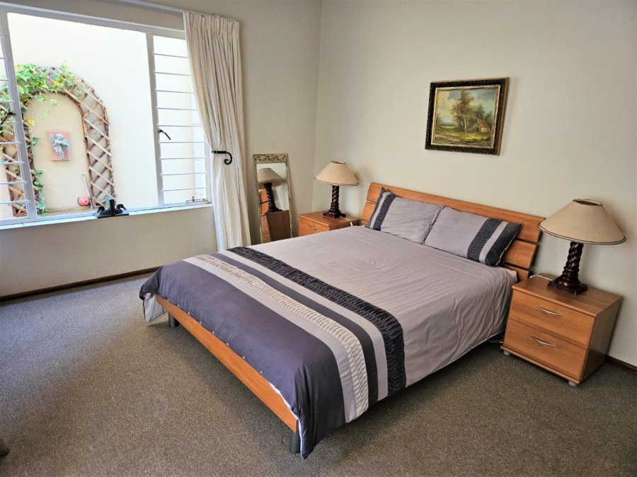 4 Bedroom Property for Sale in Kosmos North West